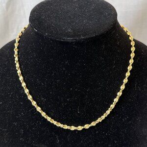Vintage Gold Tone Fancy Twist Chain Link Necklace
